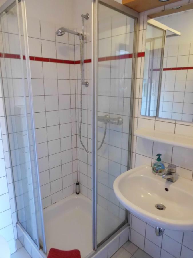 Das Haus Mit Der Roten Telefonzelle Apen ภายนอก รูปภาพ